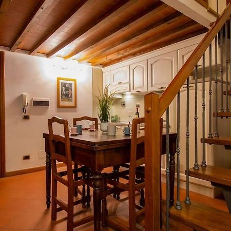 Demedici Apt W/ 2Br 1' Walk Uffizi & Ponte Vecchio Apartment ฟลอเรนซ์ ภายนอก รูปภาพ