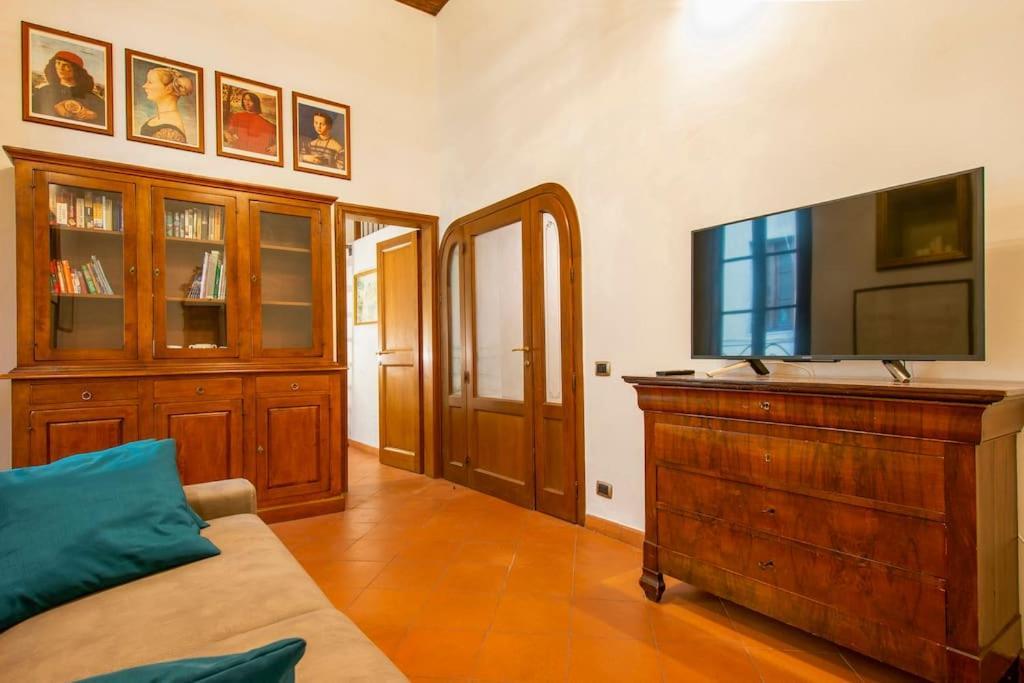 Demedici Apt W/ 2Br 1' Walk Uffizi & Ponte Vecchio Apartment ฟลอเรนซ์ ภายนอก รูปภาพ