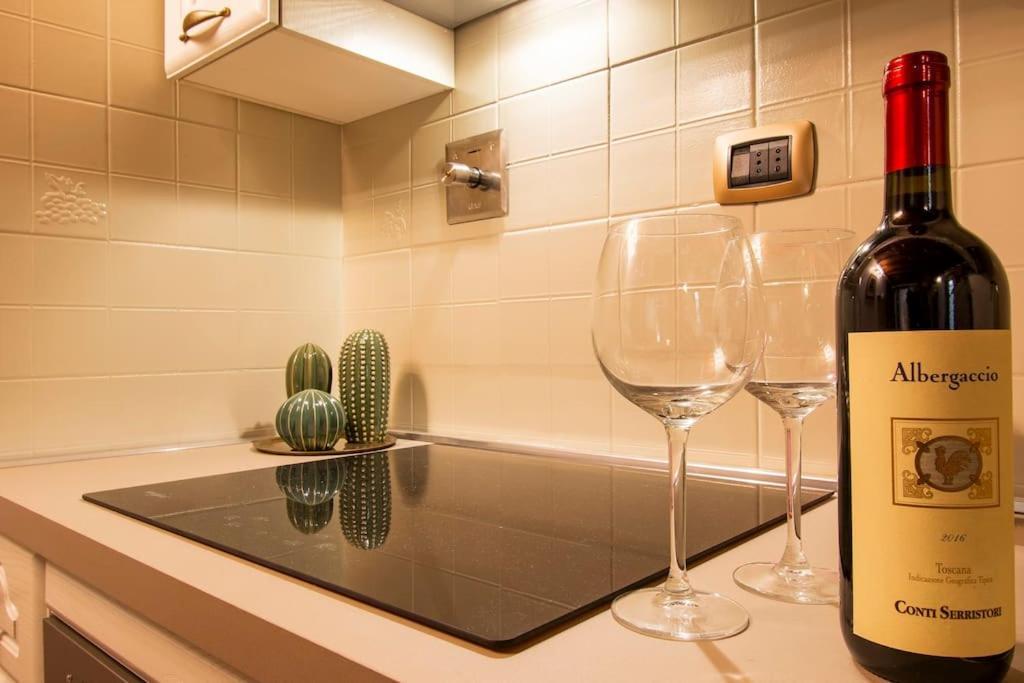 Demedici Apt W/ 2Br 1' Walk Uffizi & Ponte Vecchio Apartment ฟลอเรนซ์ ภายนอก รูปภาพ